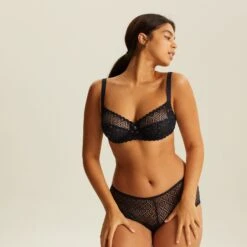 Culotte Haute Noir Sublime AMELIA -Sous Vêtement Boutique BL03481 03A WEB 3 9bcba36e 1f48 4021 aa71 dc75ec4d256d