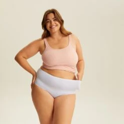 Culotte Très Haute One Size Star White JUST ONE MICRO -Sous Vêtement Boutique BL04600 016 WEB 3 8c473696 b54b 4de6 846e 71916fef3d3c