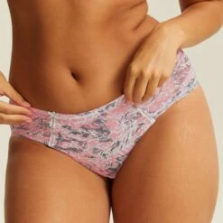 Shorty Ivoire LUCCIA SWING 6 Shorty Ivoire LUCCIA SWING -Sous Vêtement Boutique BL07459 9A3 WEB 1 a6af5a7f 8230 4105 9360 346244c98b4d