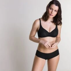 Soutien-gorge Sans Armatures Noir Livorne 7 Soutien-gorge Sans Armatures Noir Livorne -Sous Vêtement Boutique CL11875 030 WEB 3 04335734 1b22 4db1 a64d 5c5c1ba71f0f